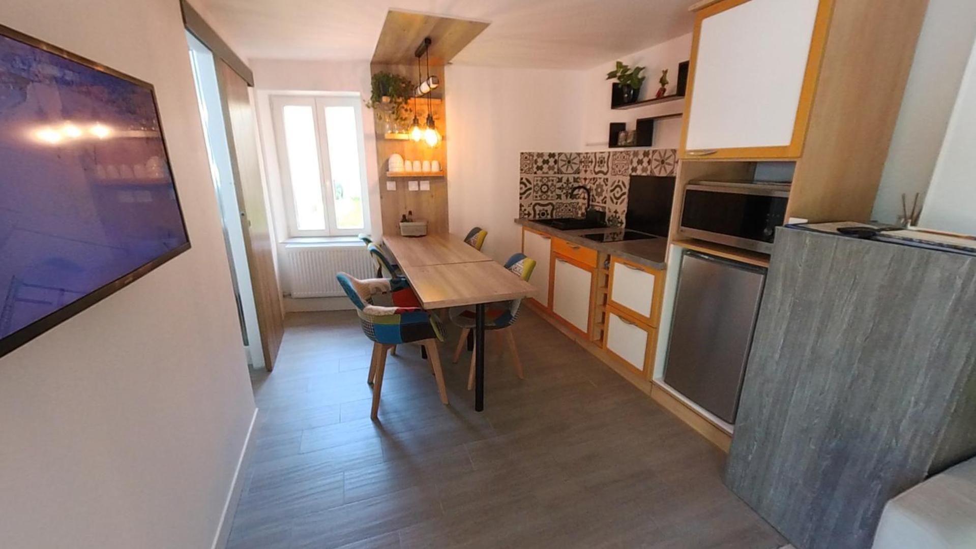 La Maison Des Pres Disney Paris Chambry Eksteriør billede